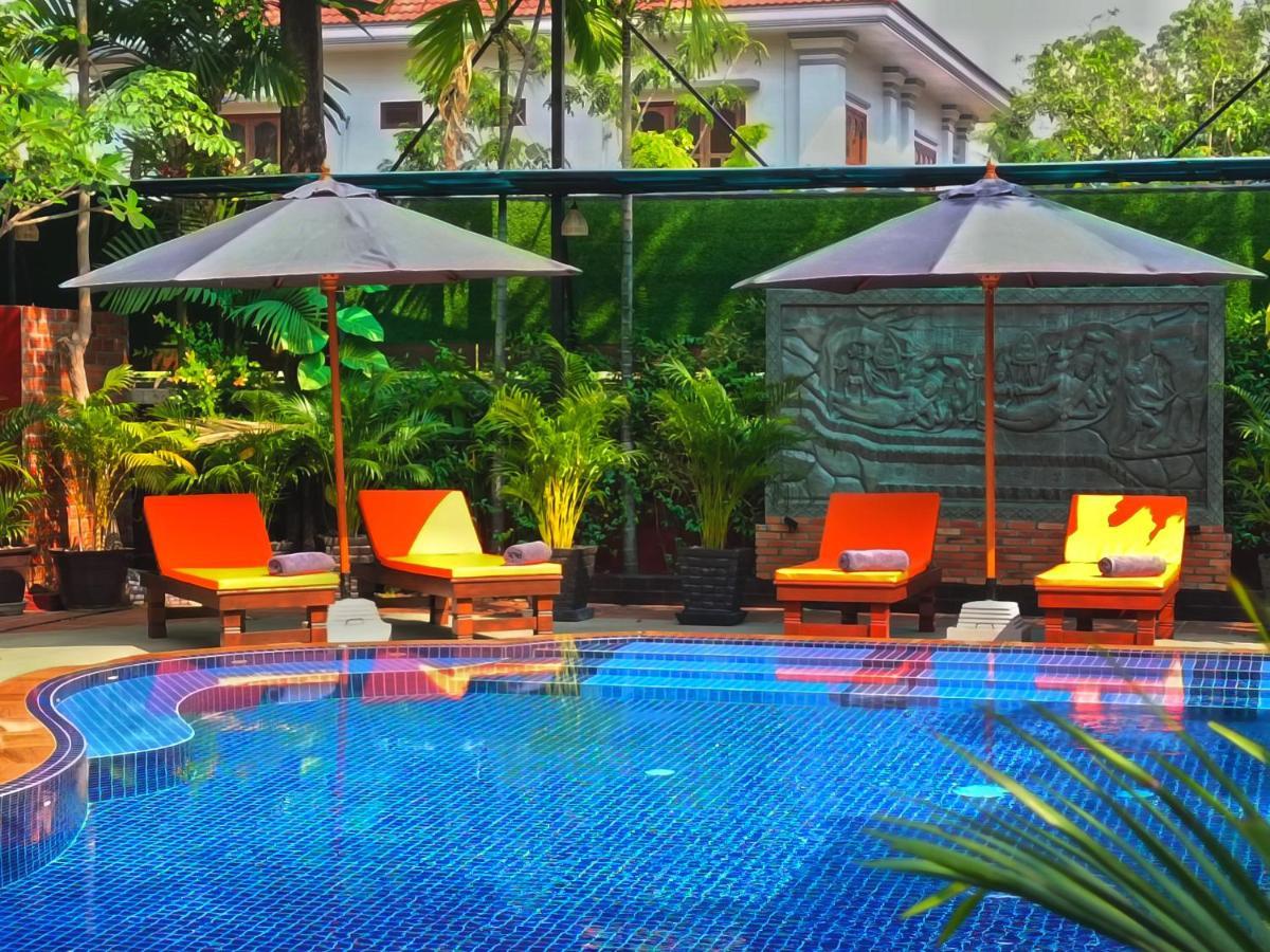 Hotel Ravady D'Angkor Siem Reap Esterno foto
