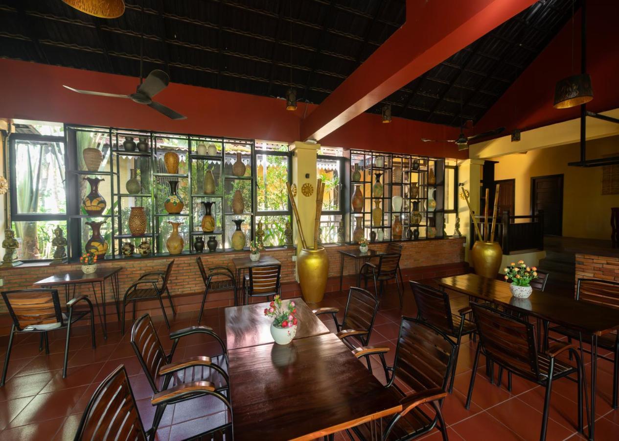 Hotel Ravady D'Angkor Siem Reap Esterno foto