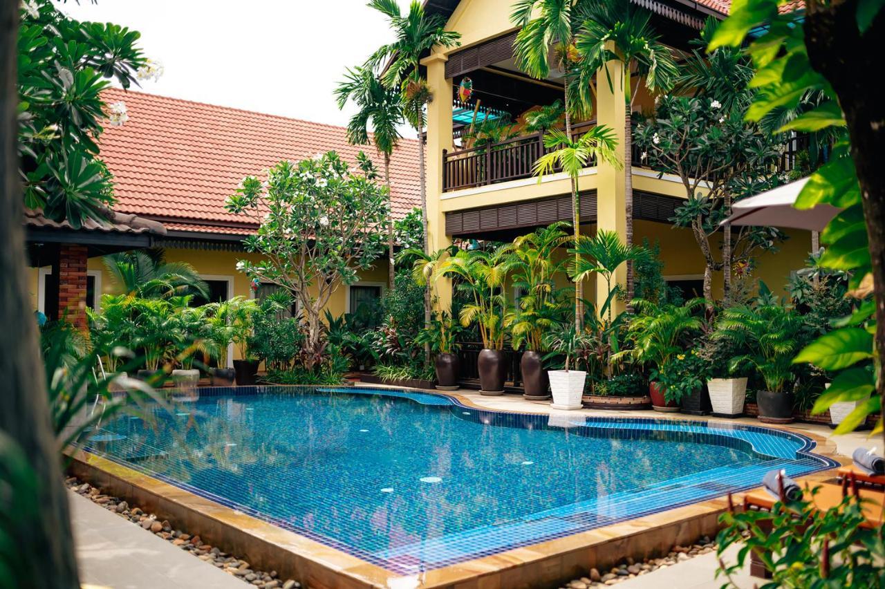 Hotel Ravady D'Angkor Siem Reap Esterno foto