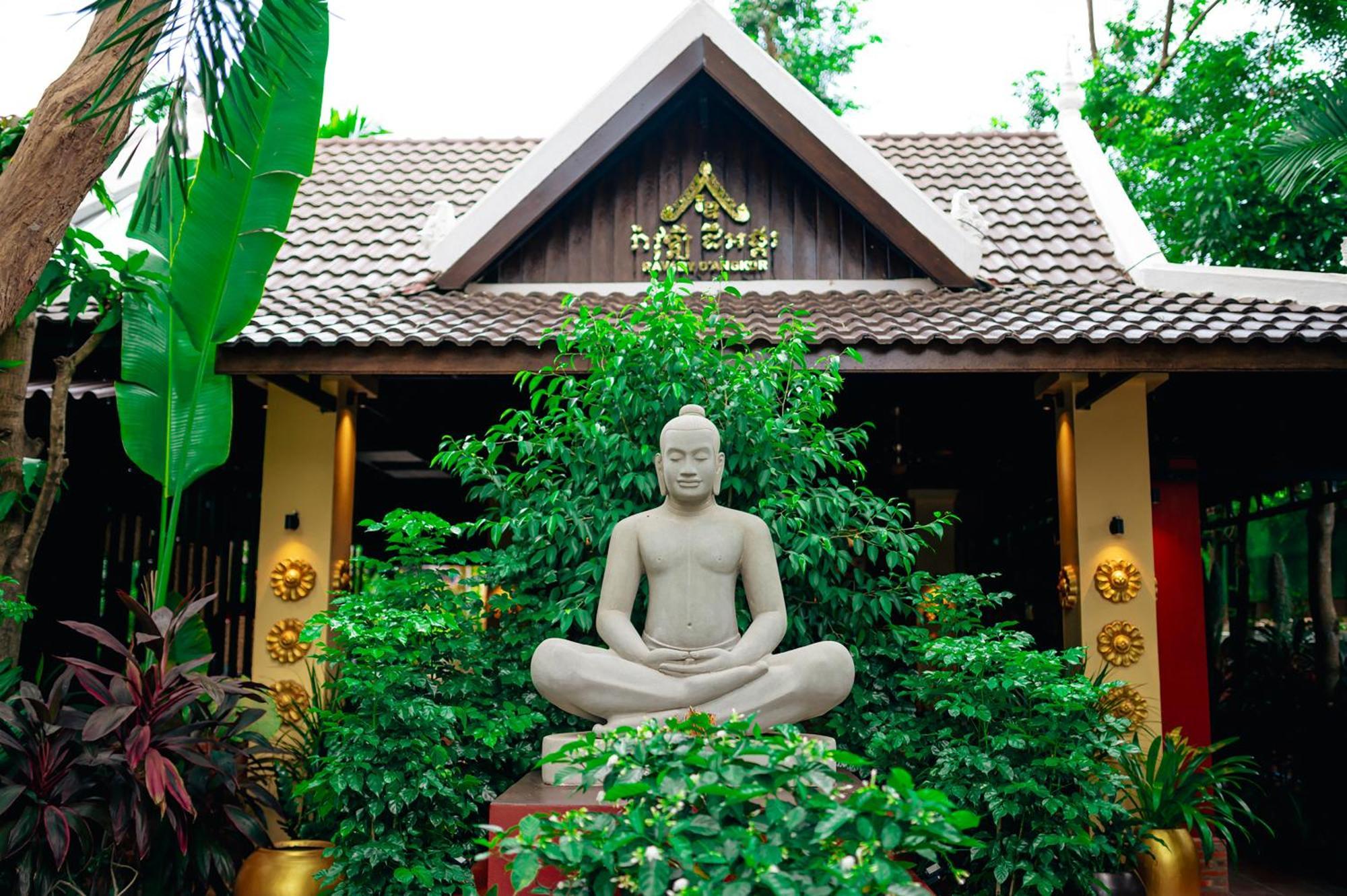 Hotel Ravady D'Angkor Siem Reap Esterno foto